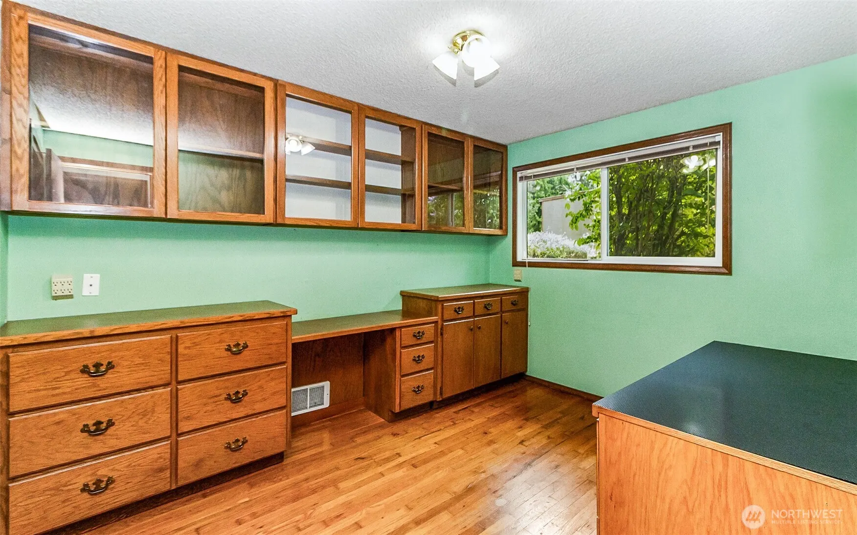 15729 Larch Way , Lynnwood, WA 98087
