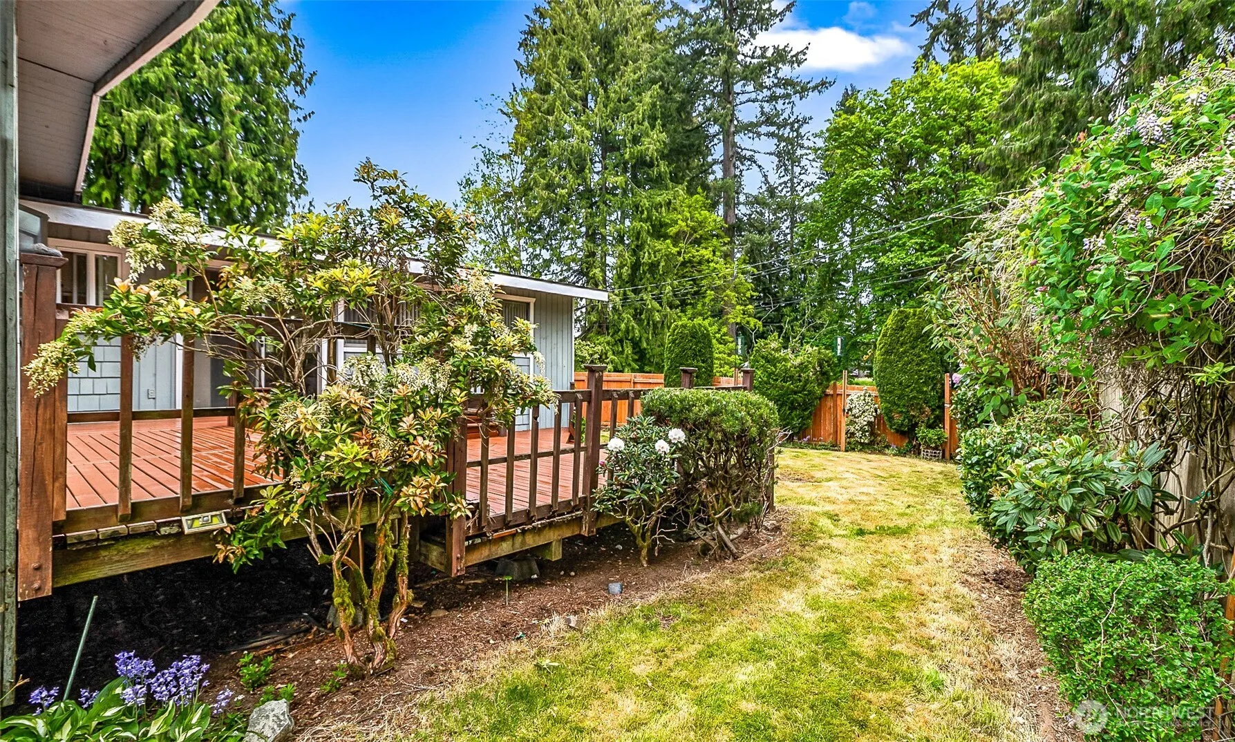 15729 Larch Way , Lynnwood, WA 98087