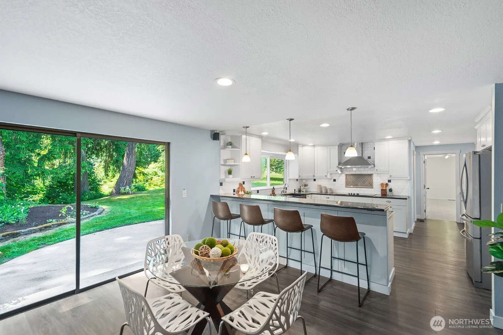 12043 184th Avenue NE, Redmond, WA 98052-2214