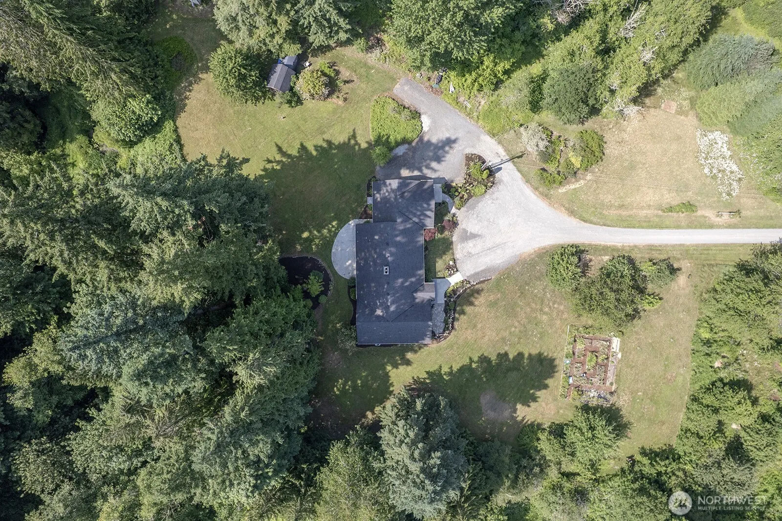 12043 184th Avenue NE, Redmond, WA 98052-2214