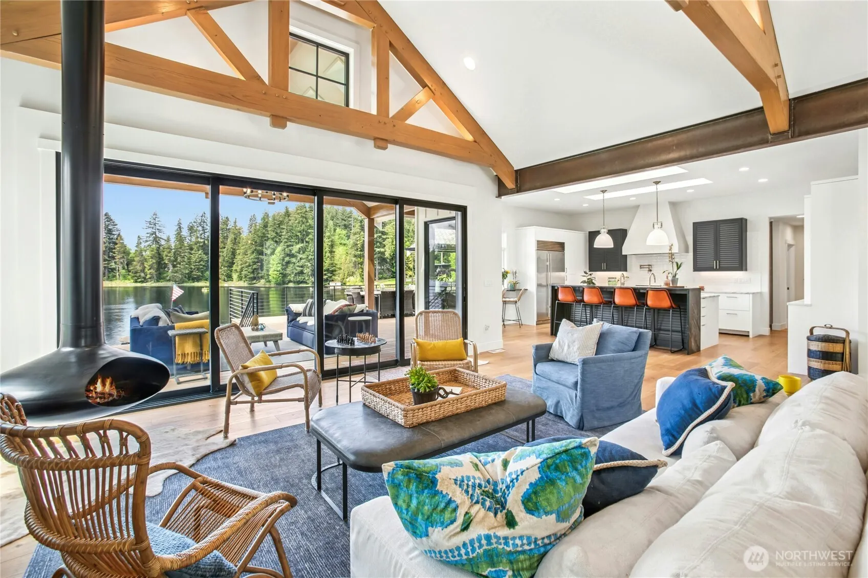 9803 Crystal Lake Drive , Woodinville, WA 98077