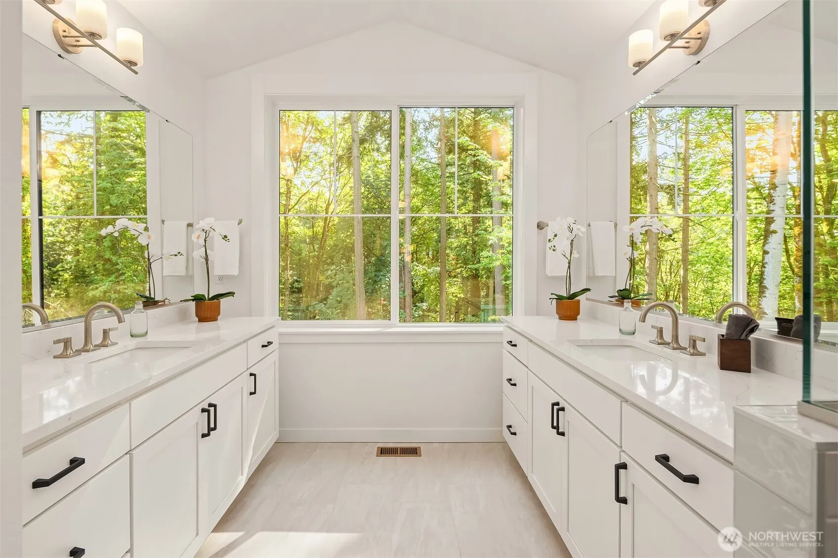 13472 (HS 8) NE 112th Place , Redmond, WA 98052