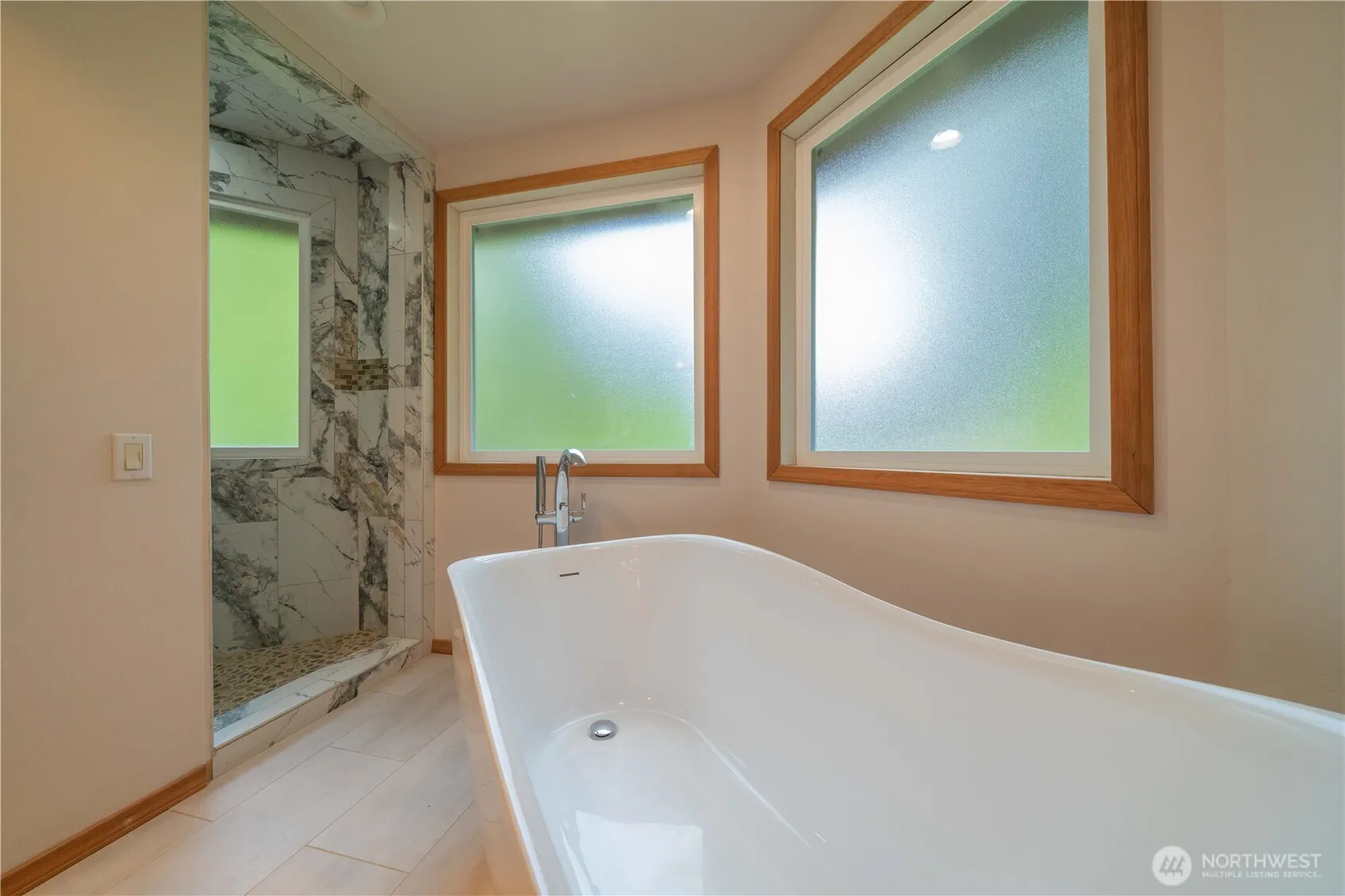 18118 236th Avenue NE, Woodinville, WA 98077-6767