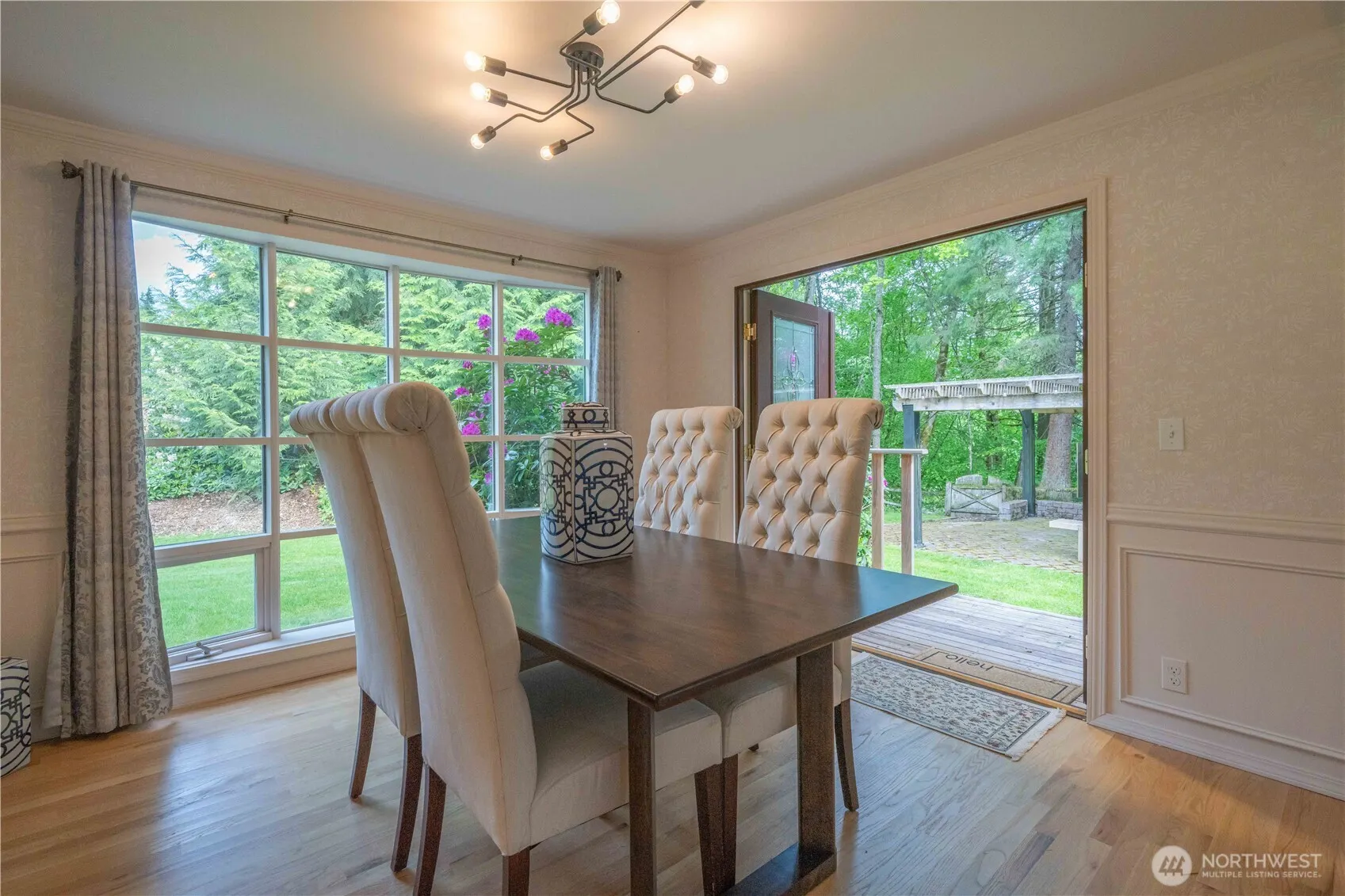 18118 236th Avenue NE, Woodinville, WA 98077-6767