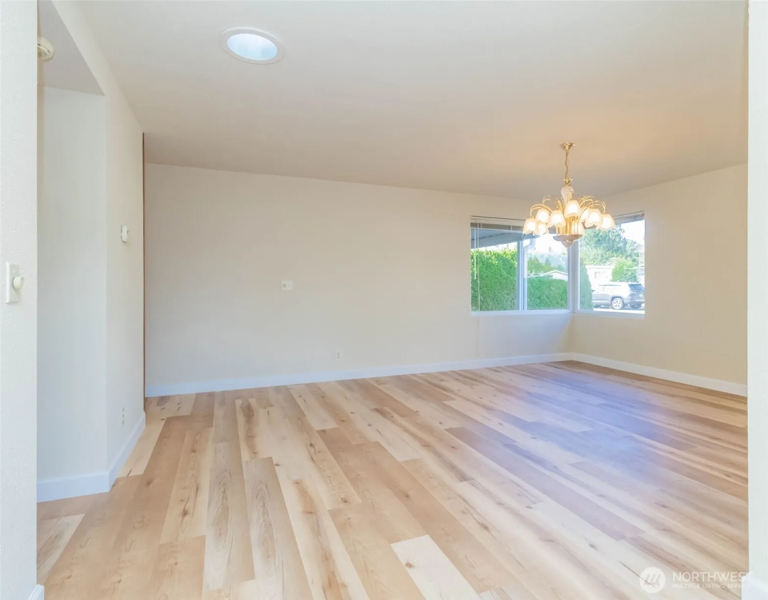 16958 121 Avenue SE, Renton, WA 98058