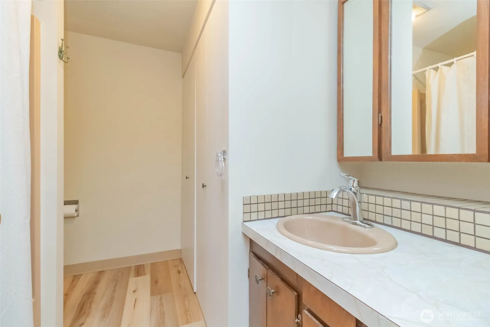 16958 121 Avenue SE, Renton, WA 98058