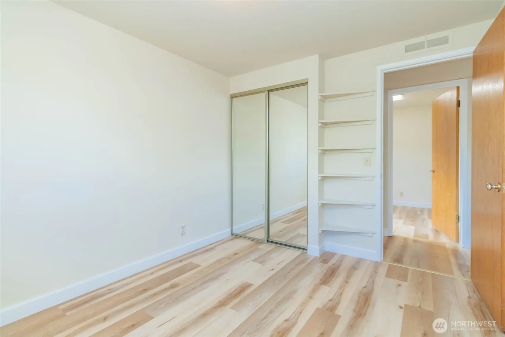 16958 121 Avenue SE, Renton, WA 98058