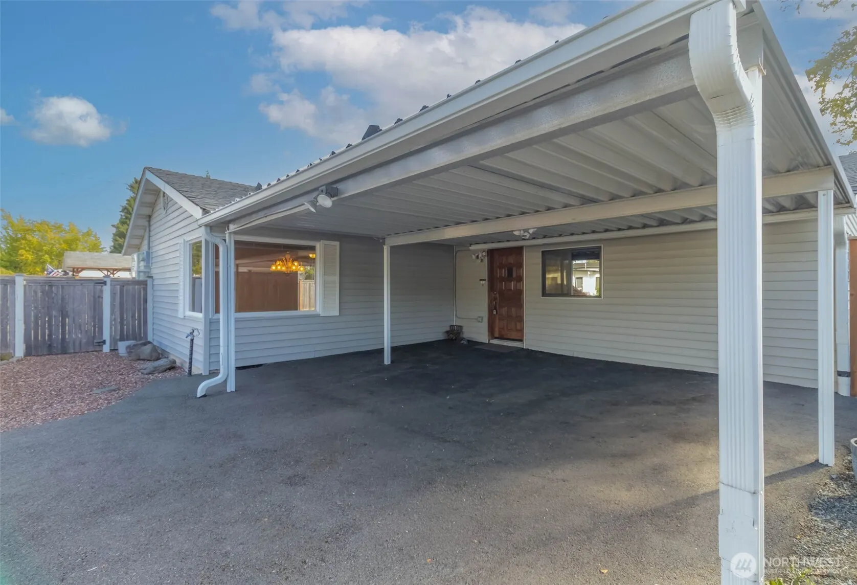 16958 121 Avenue SE, Renton, WA 98058