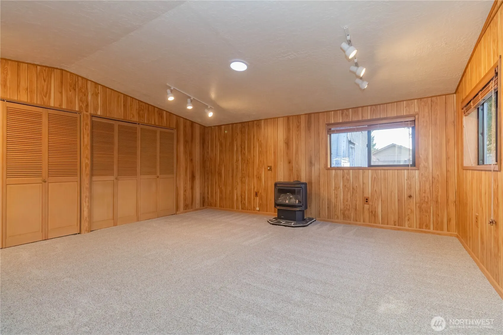 16958 121 Avenue SE, Renton, WA 98058
