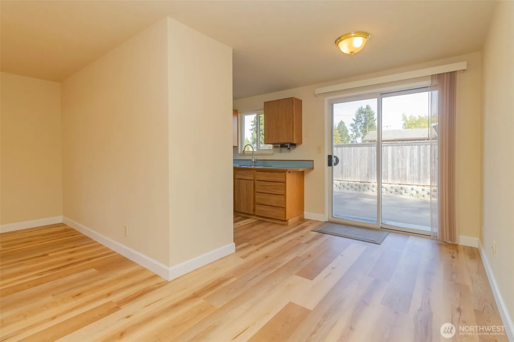 16958 121 Avenue SE, Renton, WA 98058