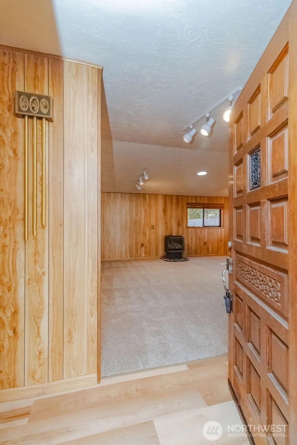 16958 121 Avenue SE, Renton, WA 98058
