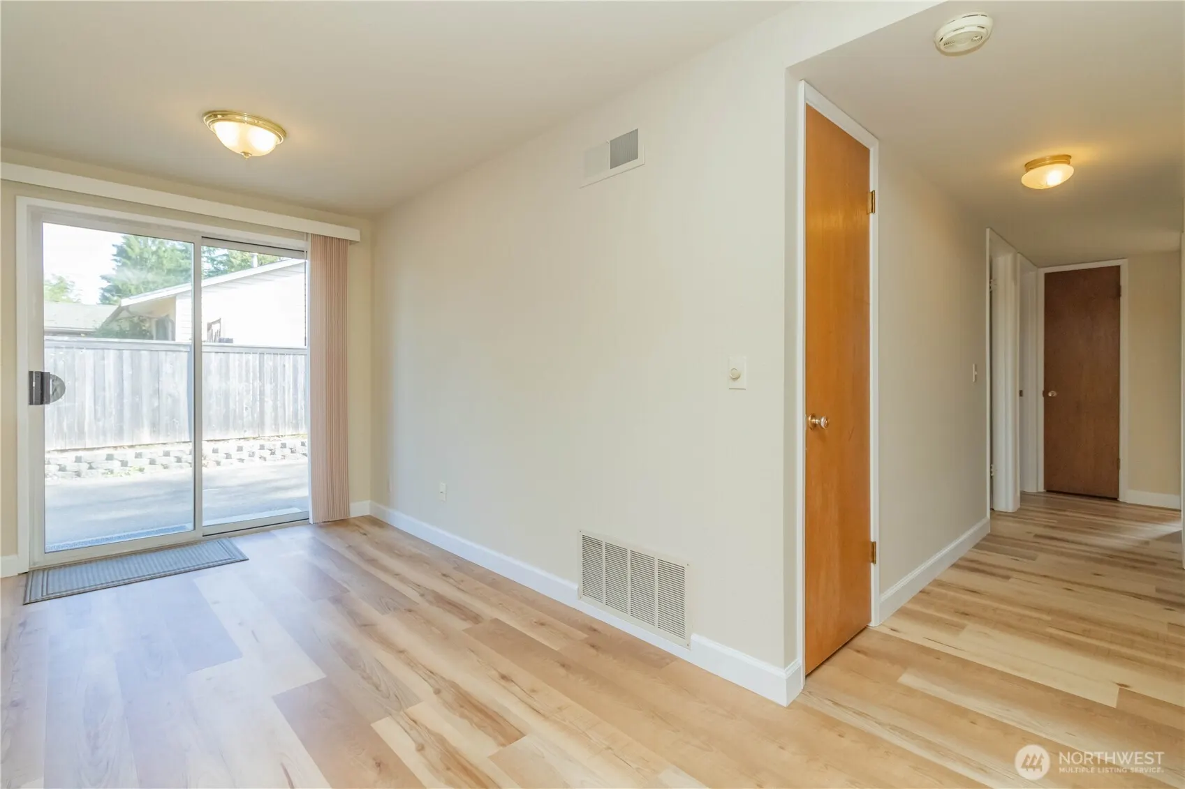 16958 121 Avenue SE, Renton, WA 98058