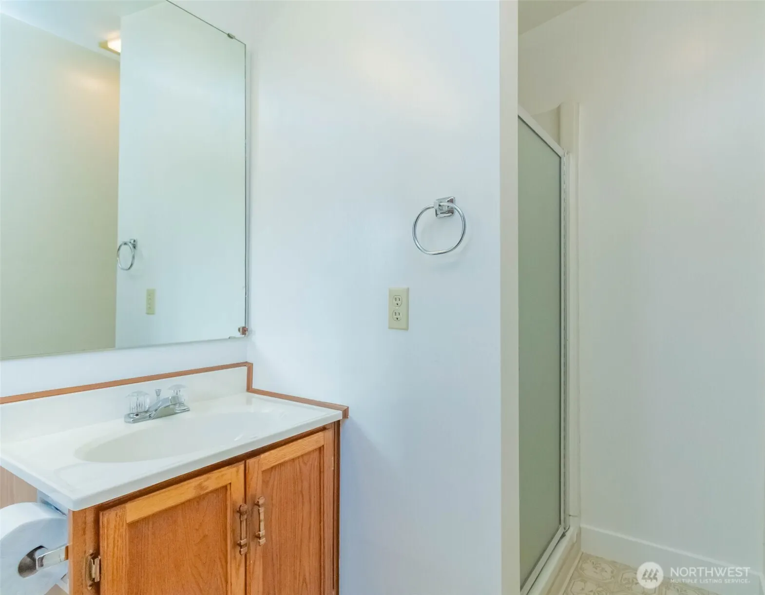 16958 121 Avenue SE, Renton, WA 98058