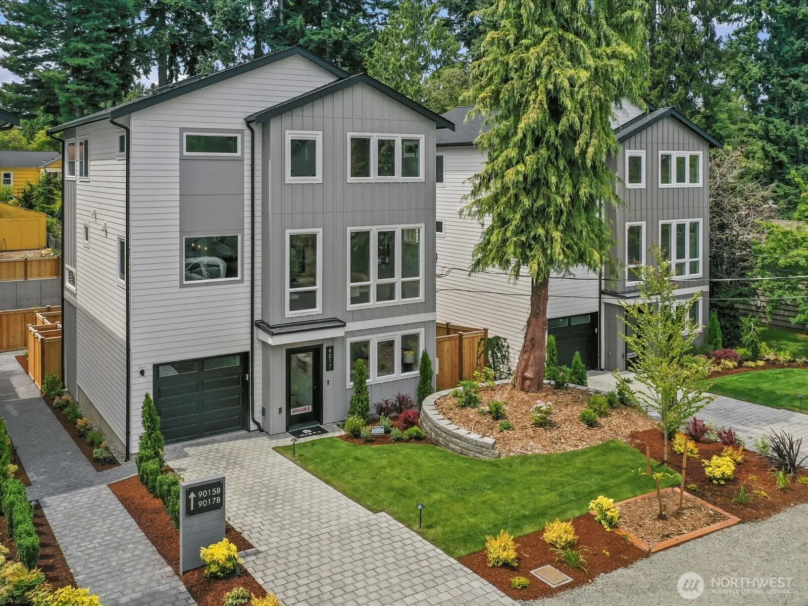 9017 Dibble Avenue NW, Seattle, WA 98117
