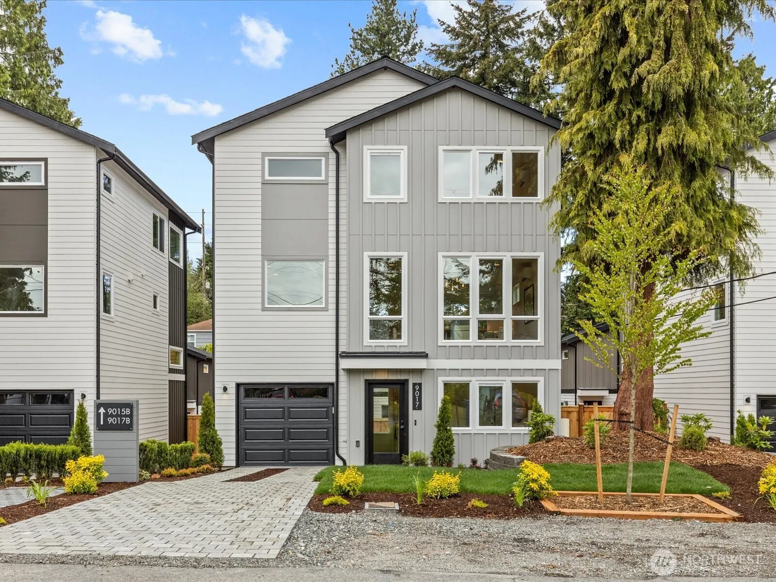 9017 Dibble Avenue NW, Seattle, WA 98117