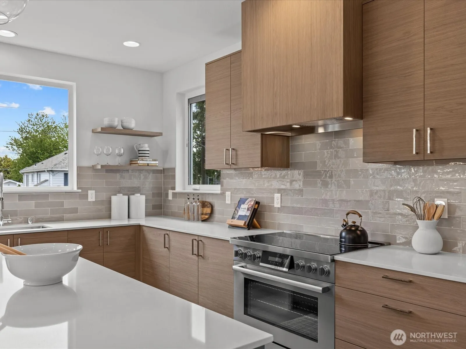 9017 Dibble Avenue NW, Seattle, WA 98117