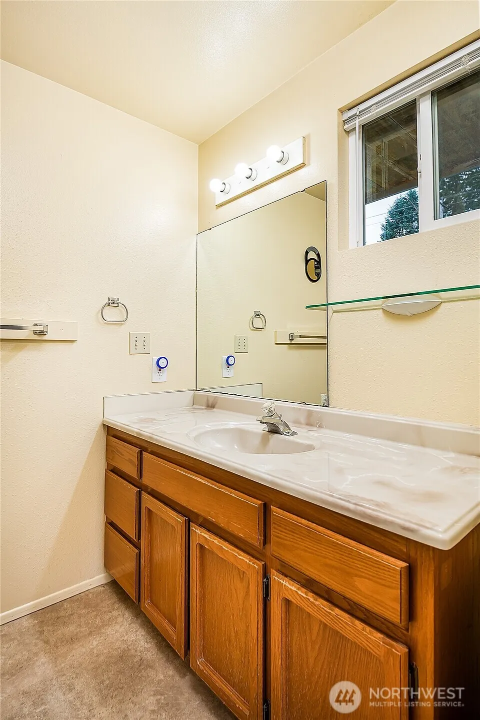 19713 Damson Road , Lynnwood, WA 98036