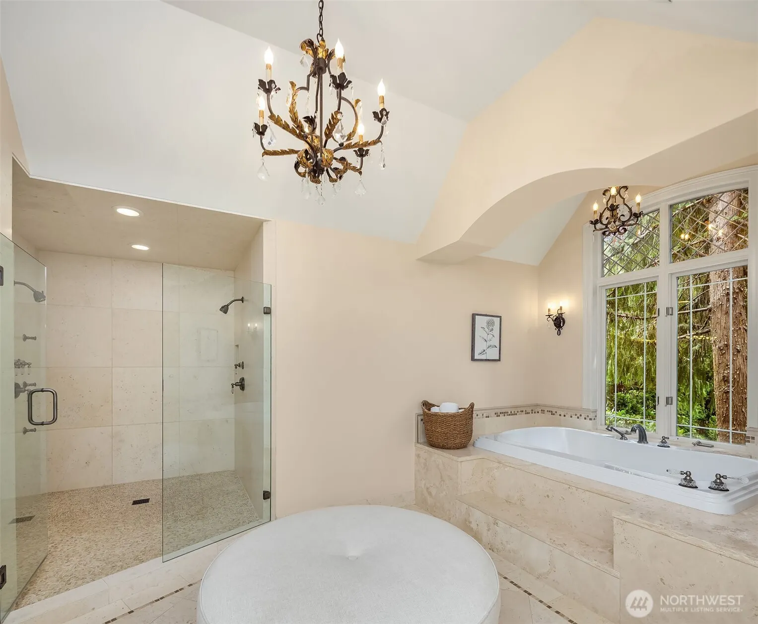 20450 NE 71st Street , Redmond, WA 98053-4725