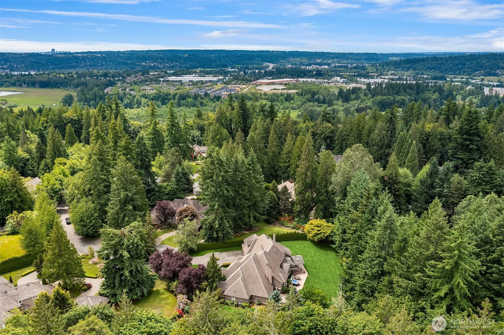 20450 NE 71st Street , Redmond, WA 98053-4725