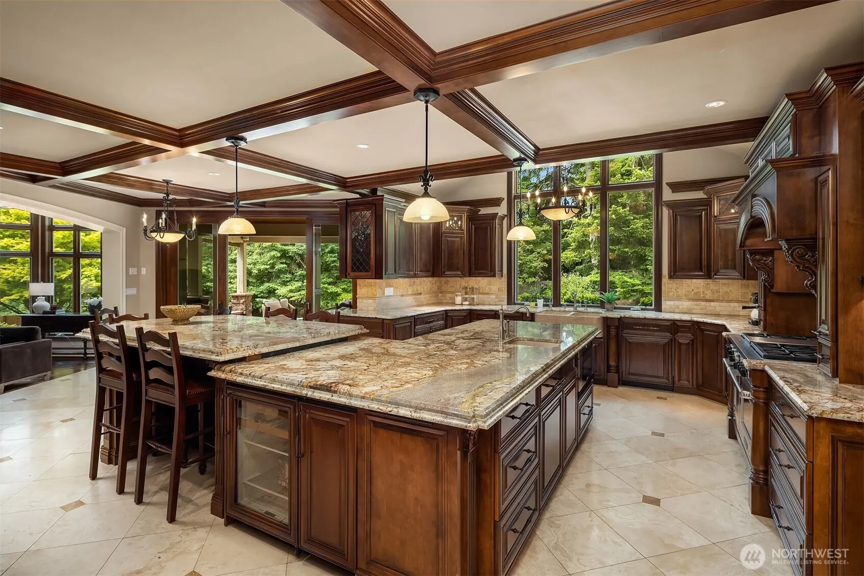 20450 NE 71st Street , Redmond, WA 98053-4725