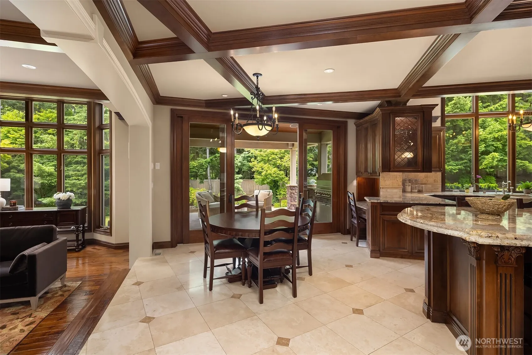 20450 NE 71st Street , Redmond, WA 98053-4725