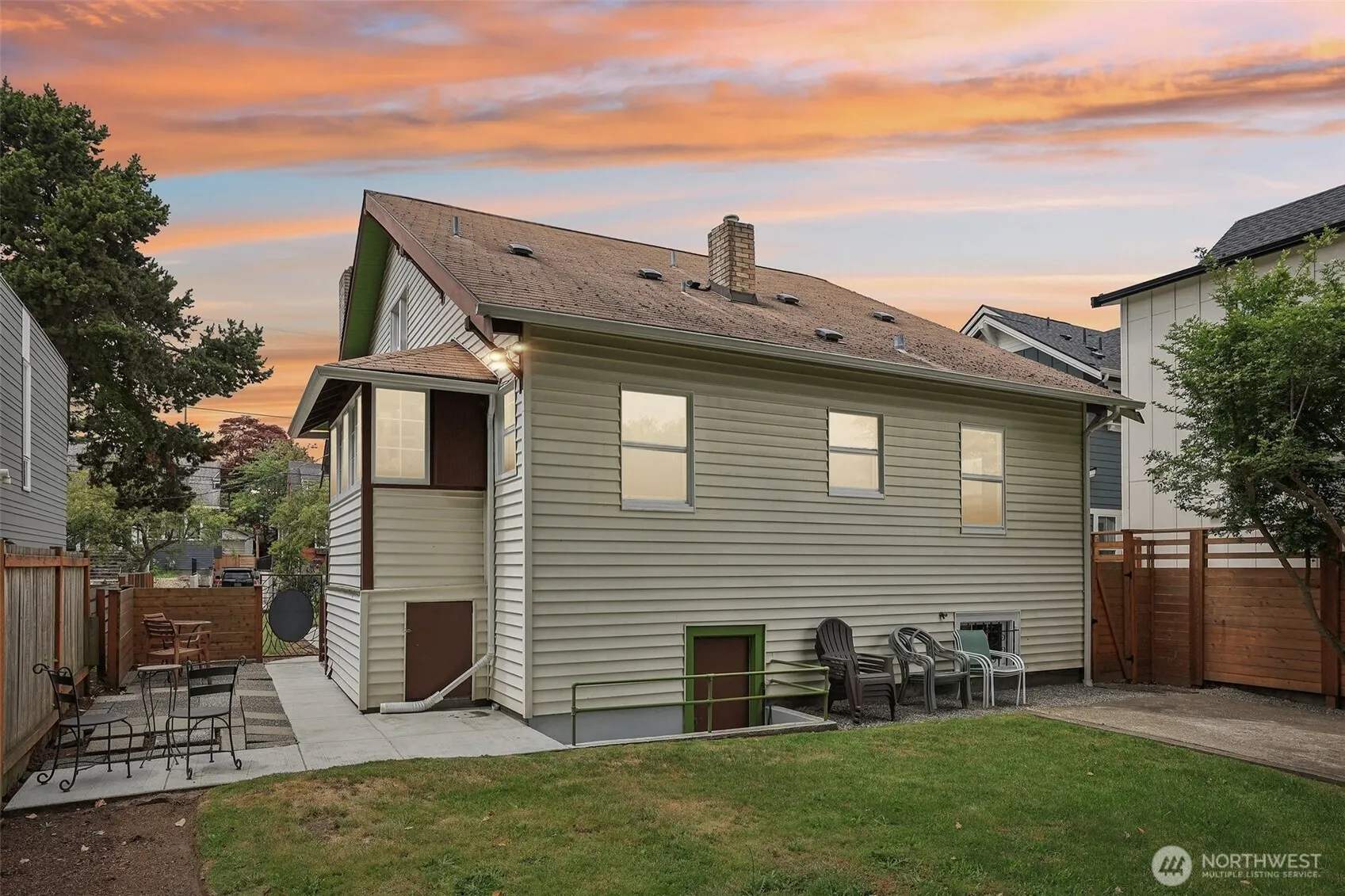 310 26th Avenue , Seattle, WA 98122
