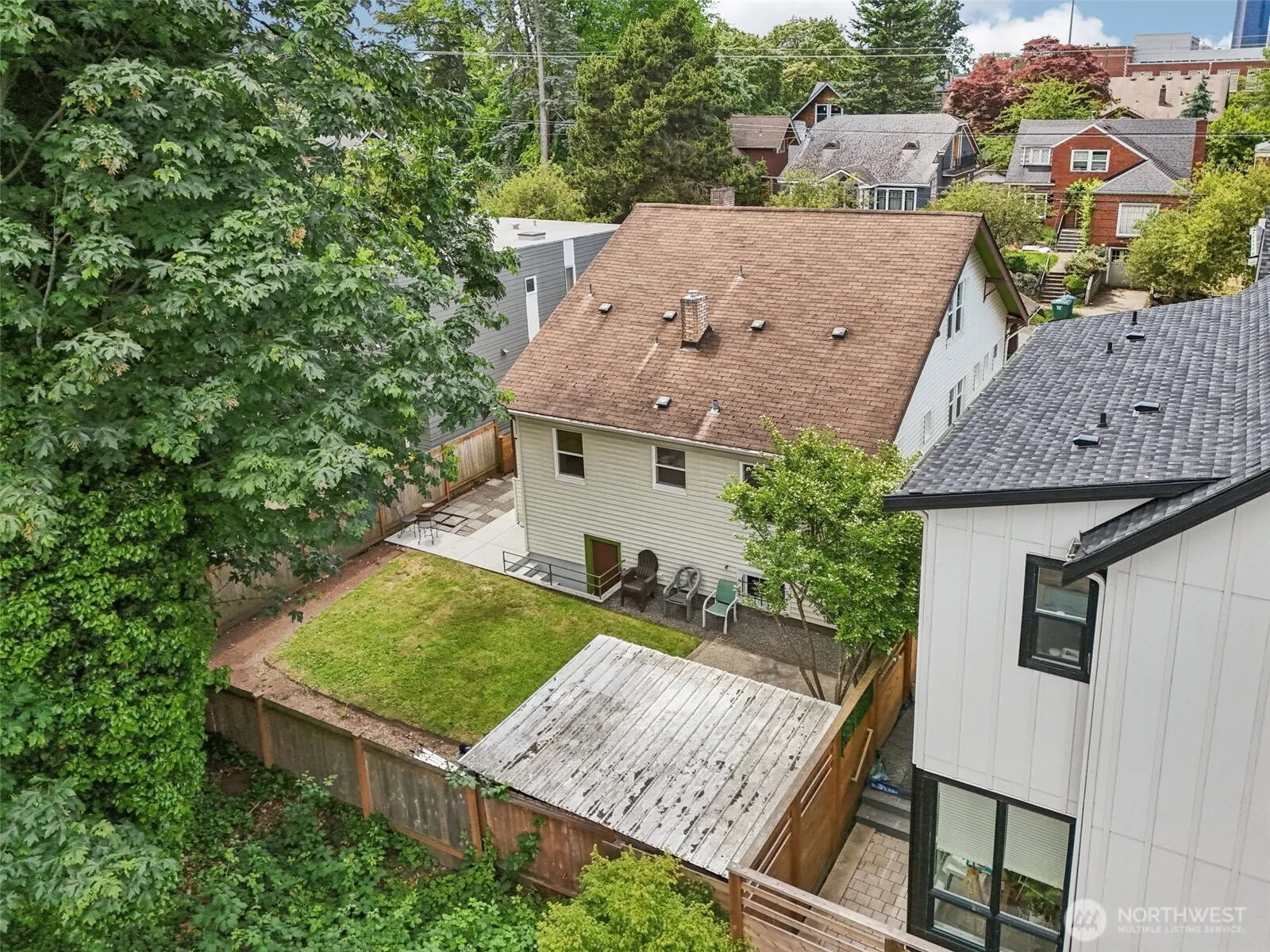 310 26th Avenue , Seattle, WA 98122