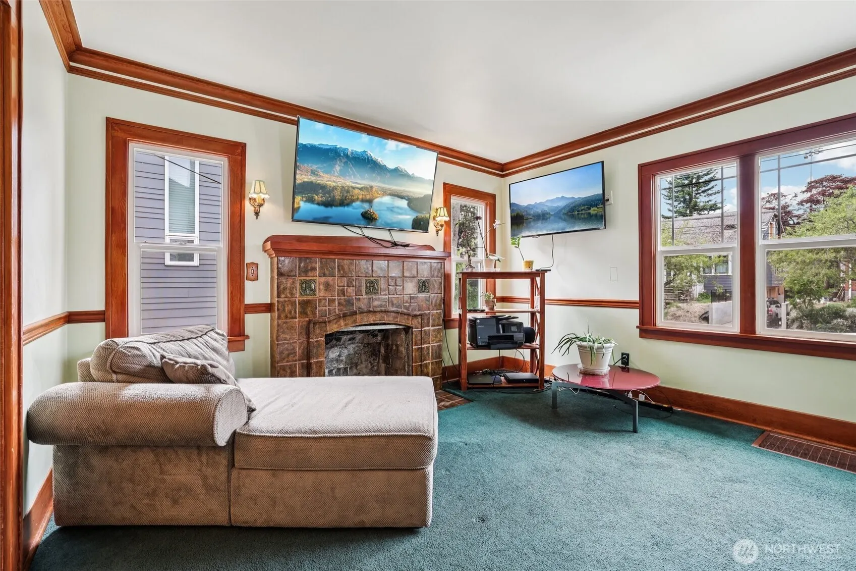 310 26th Avenue , Seattle, WA 98122