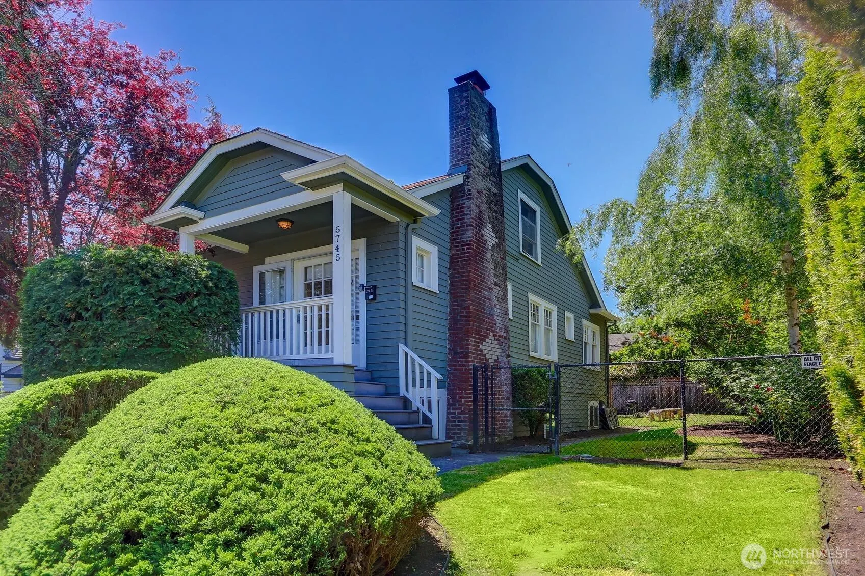 5745 25th Avenue NE, Seattle, WA 98105