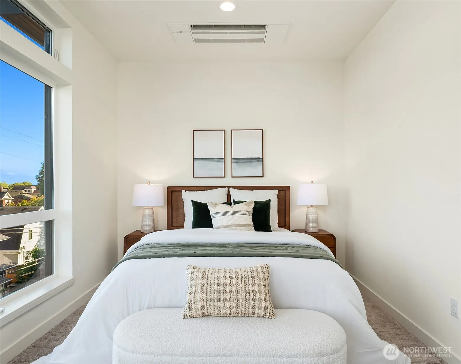 1244 15th Avenue E #9, Seattle, WA 98112