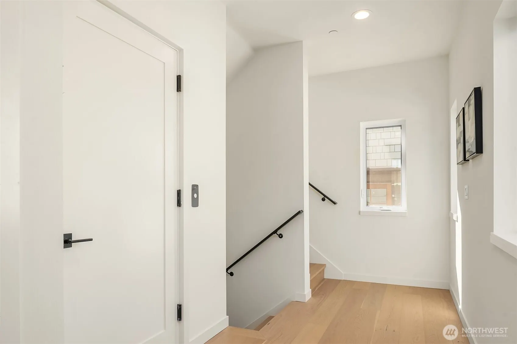 1244 15th Avenue E #9, Seattle, WA 98112