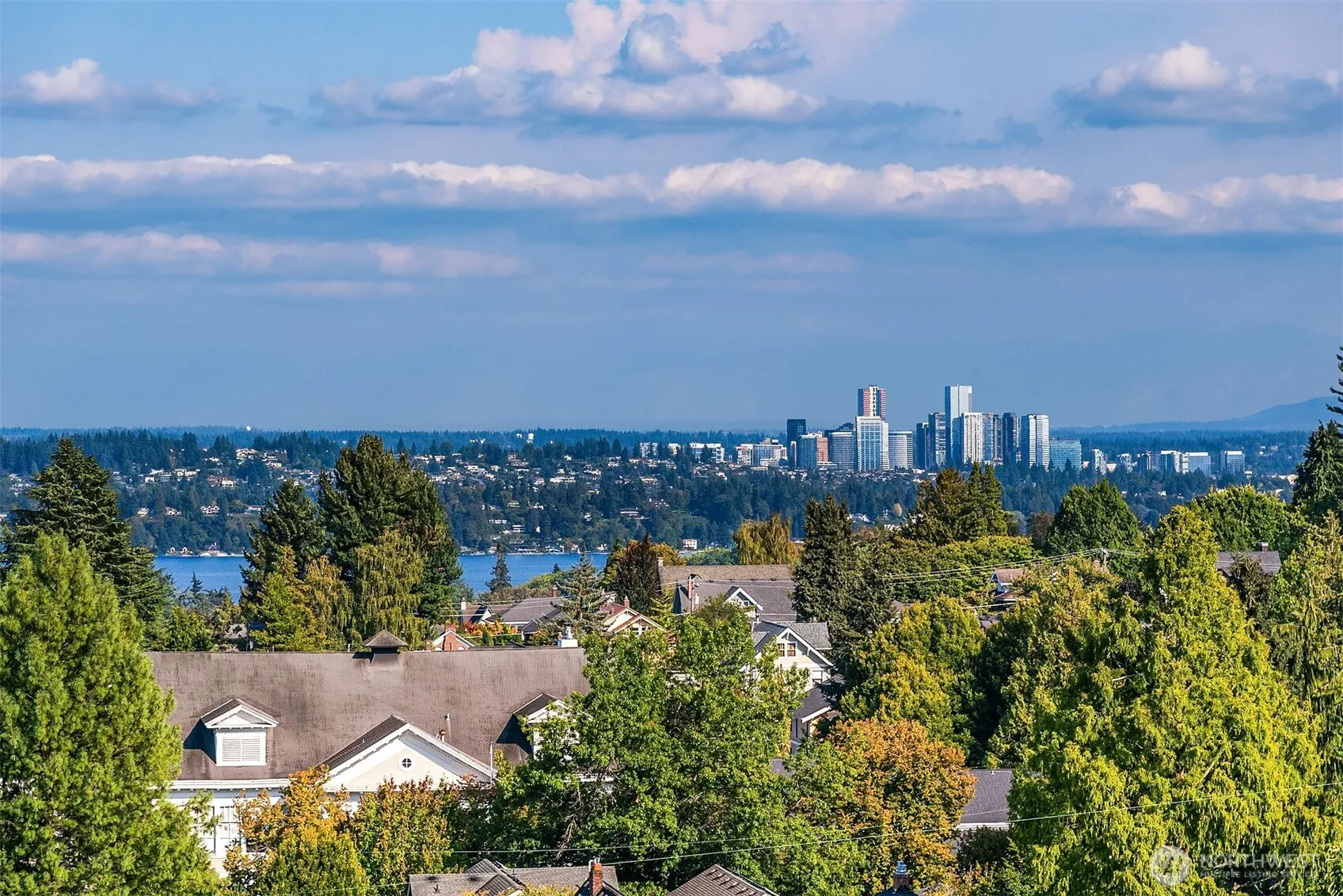 1244 15th Avenue E #9, Seattle, WA 98112