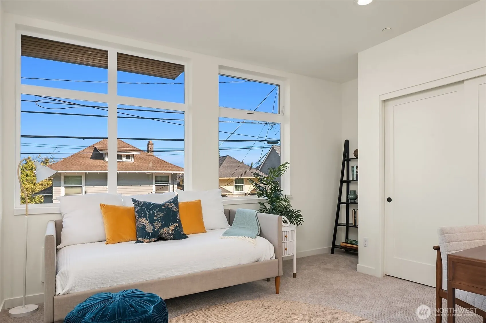 1244 15th Avenue E #9, Seattle, WA 98112