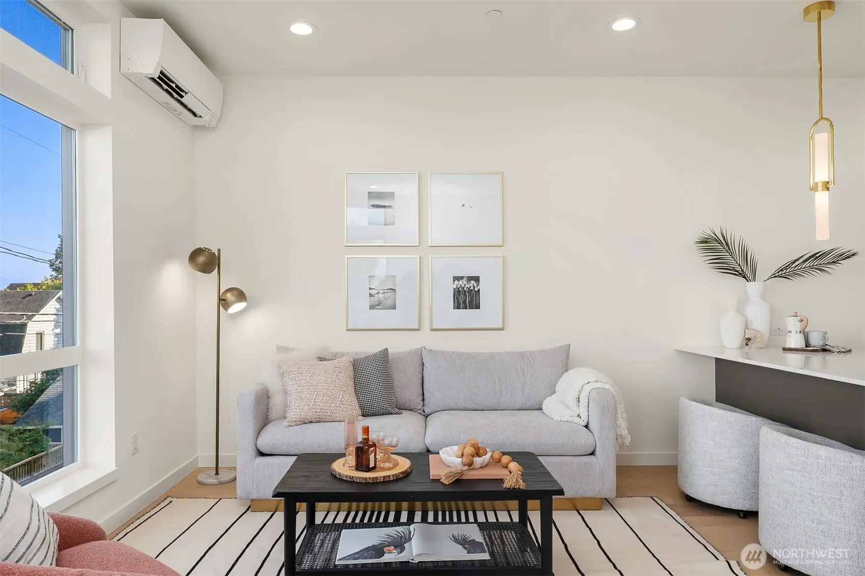 1244 15th Avenue E #9, Seattle, WA 98112
