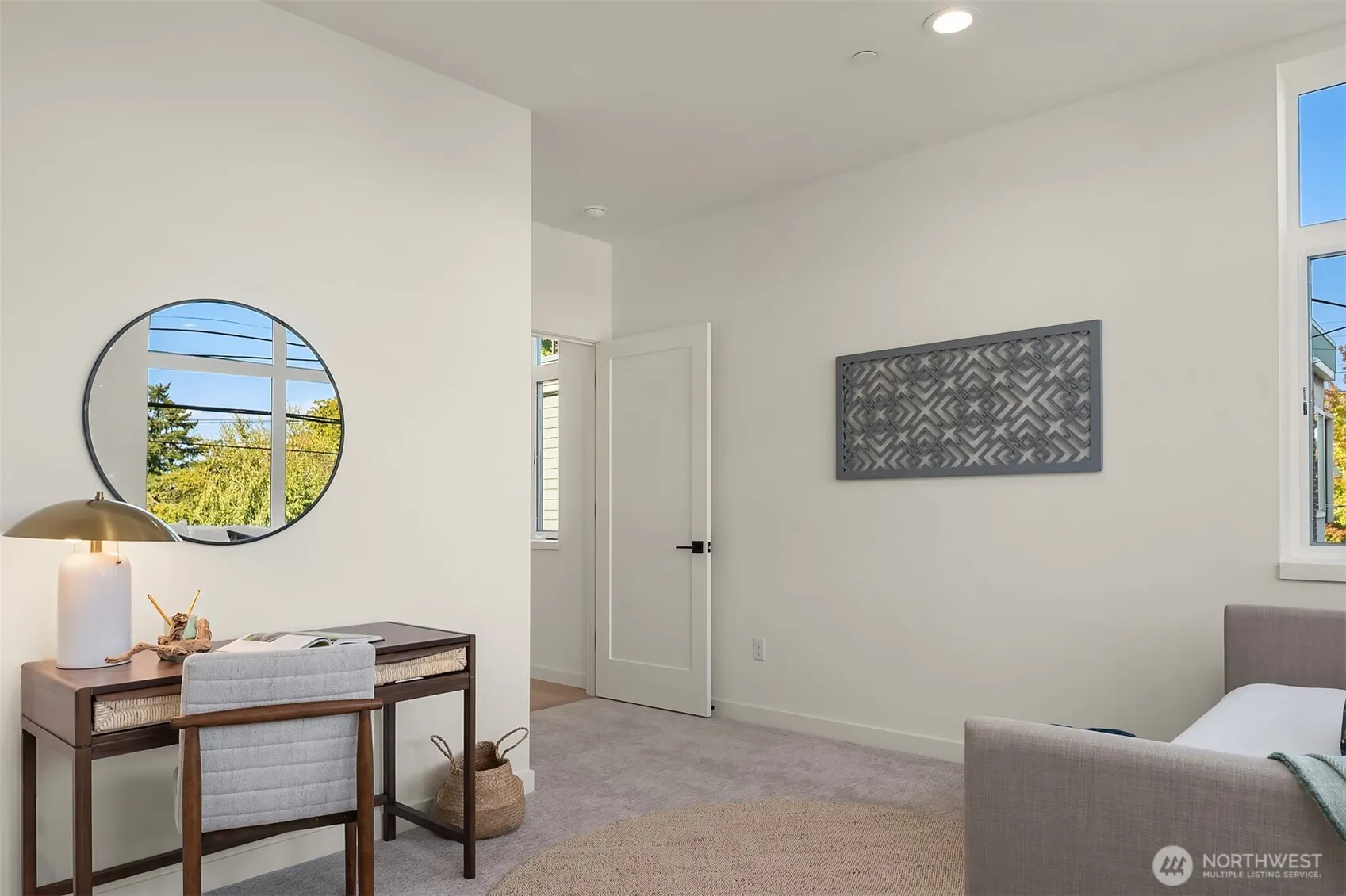 1244 15th Avenue E #9, Seattle, WA 98112