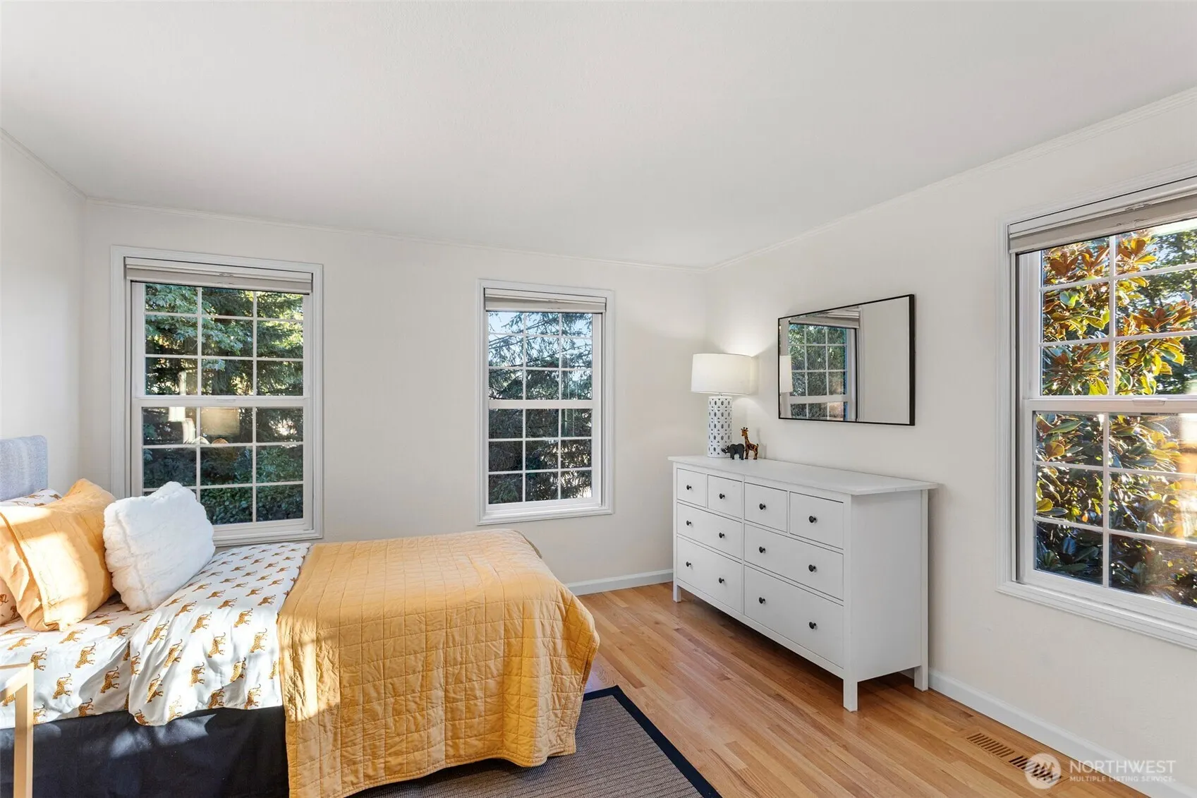 5709 143rd Place SE, Bellevue, WA 98006-4341