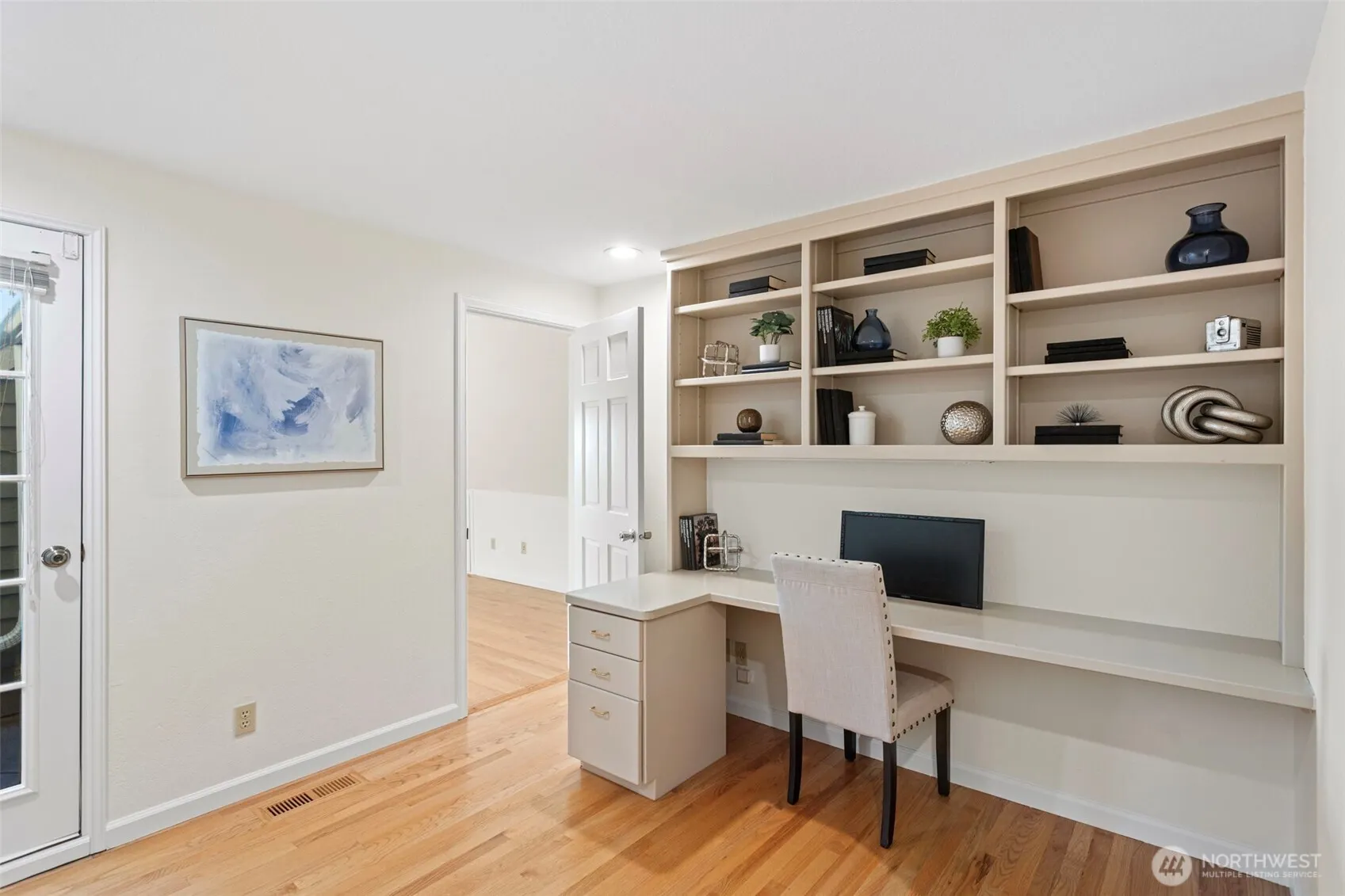 5709 143rd Place SE, Bellevue, WA 98006-4341