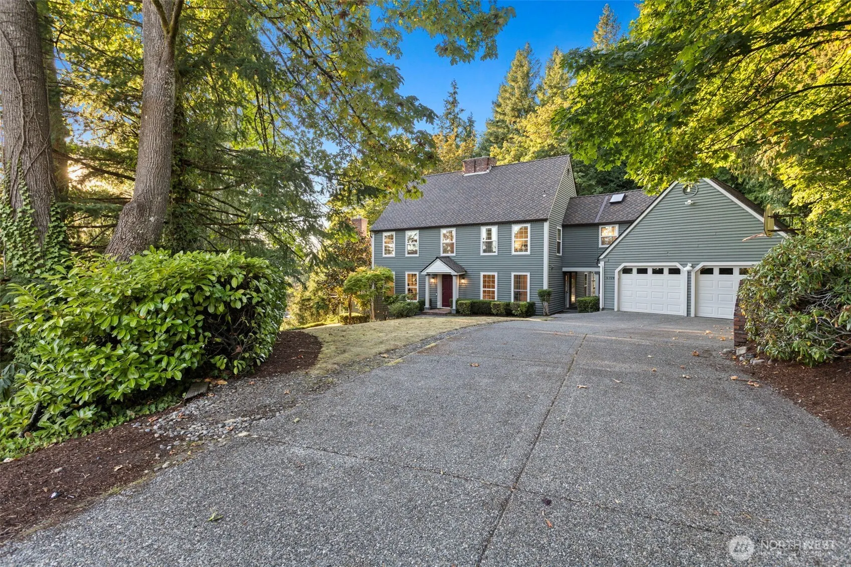 5709 143rd Place SE, Bellevue, WA 98006-4341