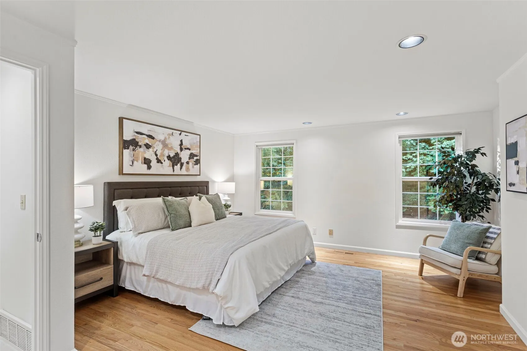 5709 143rd Place SE, Bellevue, WA 98006-4341