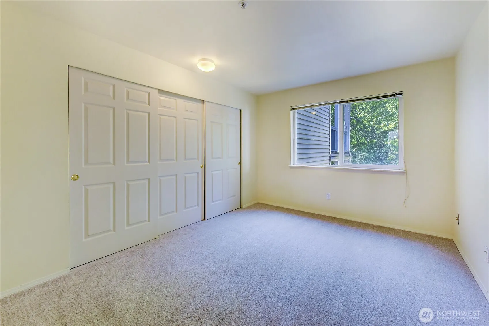 2969 142nd Place SE #7, Bellevue, WA 98007