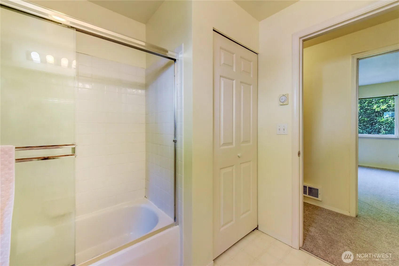 2969 142nd Place SE #7, Bellevue, WA 98007
