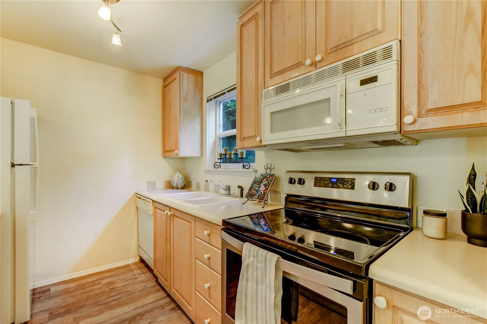 2969 142nd Place SE #7, Bellevue, WA 98007