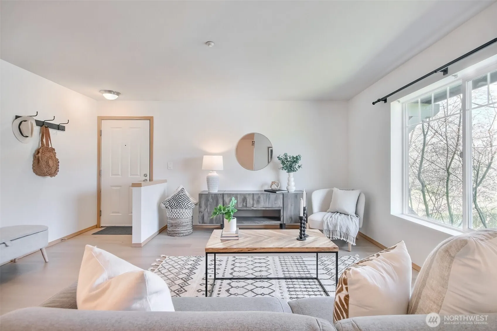 1957 23rd Place NE #203, Issaquah, WA 98029