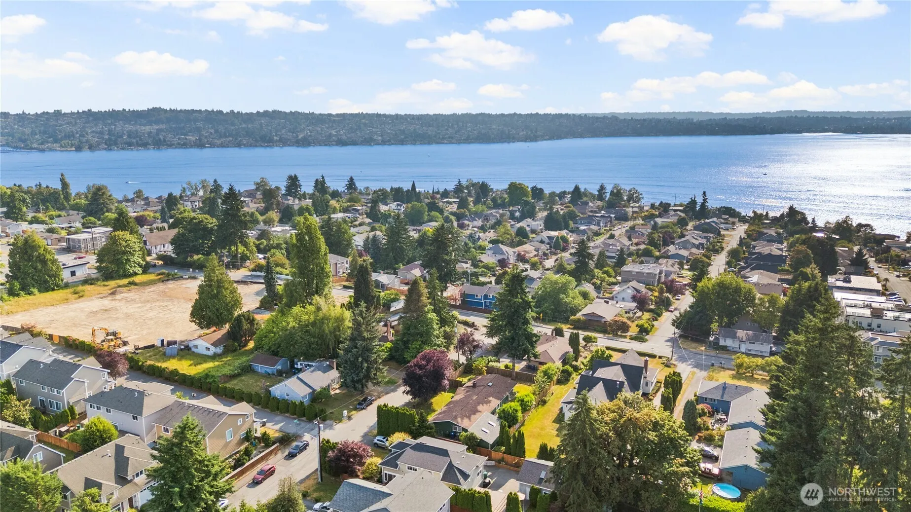 1306 N 32nd Street , Renton, WA 98056