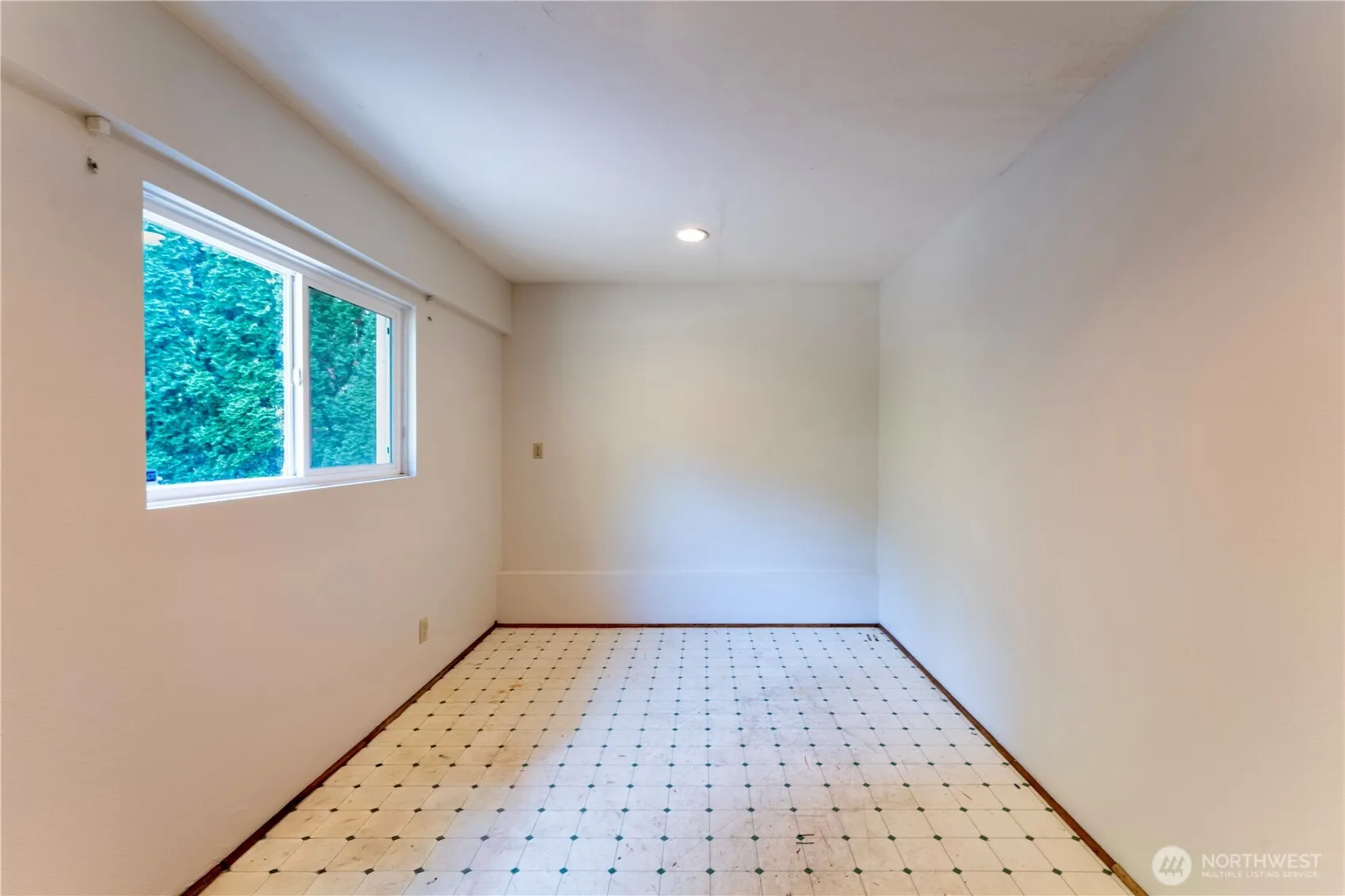 17069 142nd Place NE, Woodinville, WA 98075-9211