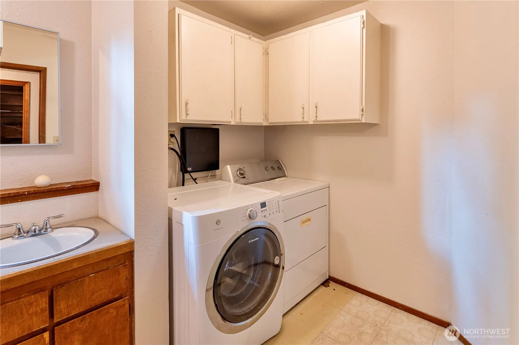 17069 142nd Place NE, Woodinville, WA 98075-9211