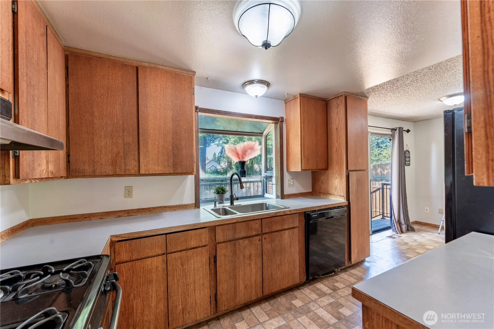 17069 142nd Place NE, Woodinville, WA 98075-9211