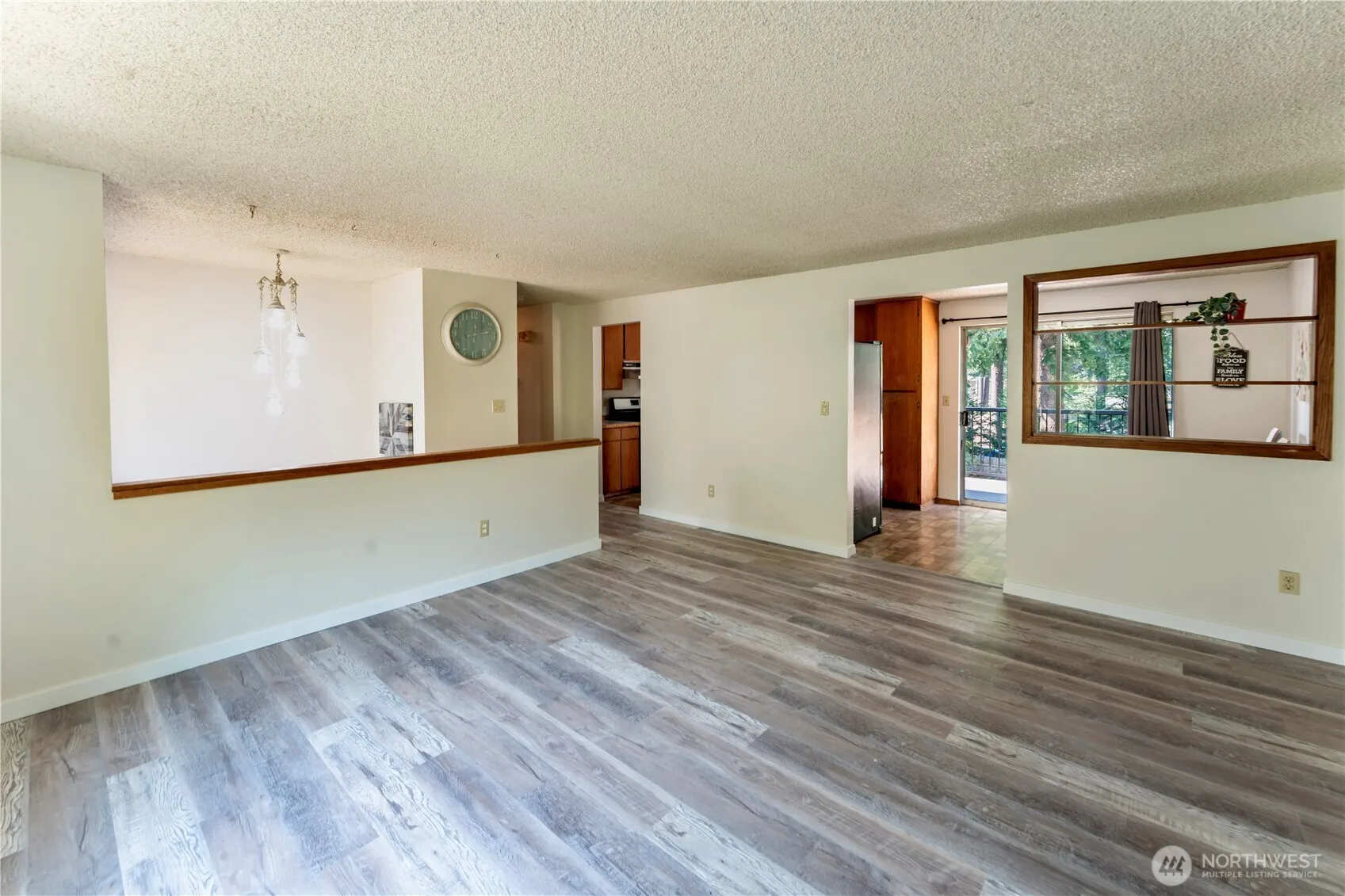 17069 142nd Place NE, Woodinville, WA 98075-9211