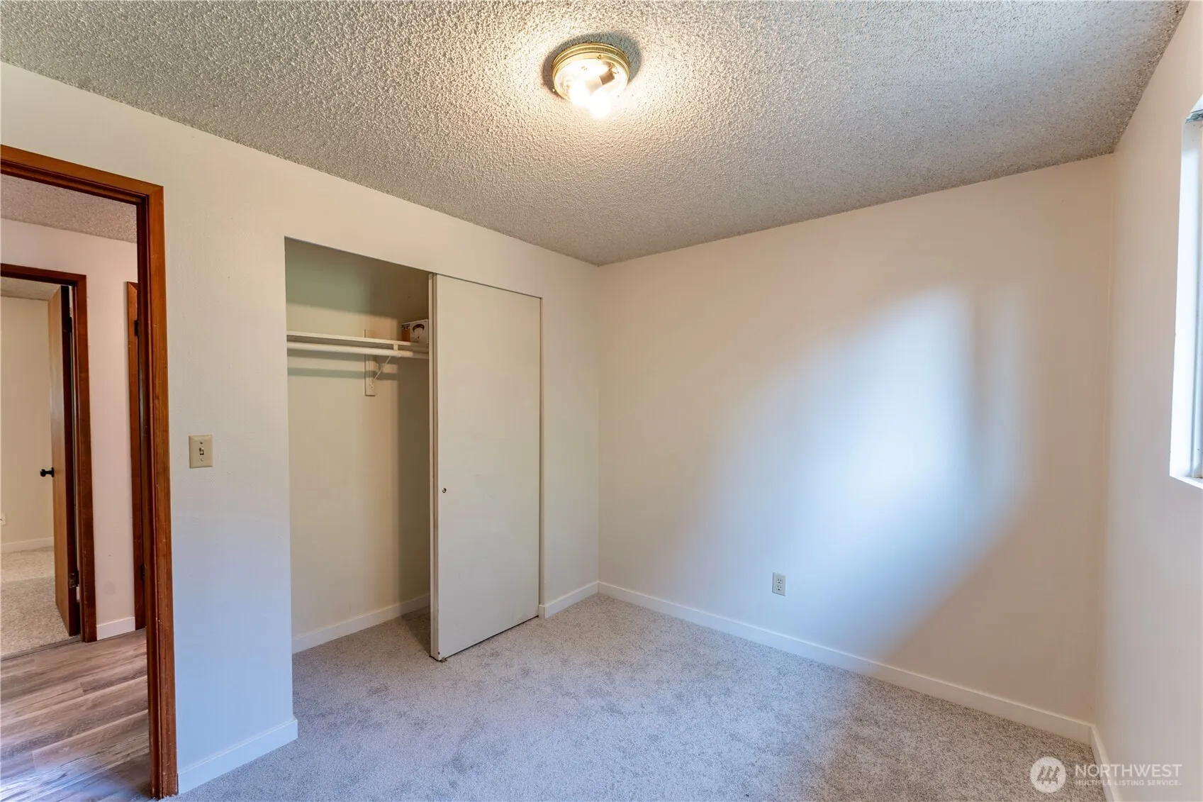 17069 142nd Place NE, Woodinville, WA 98075-9211