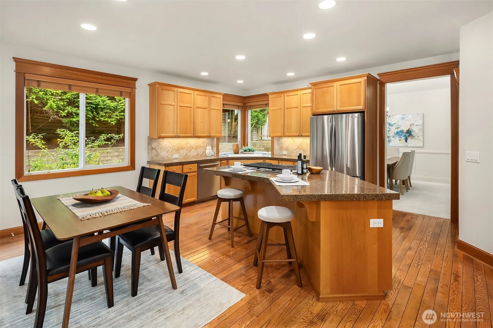 11710 157th Avenue NE, Redmond, WA 98052